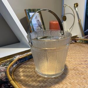Glass ice bucket‎ with metal handle